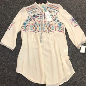Ladies blouse